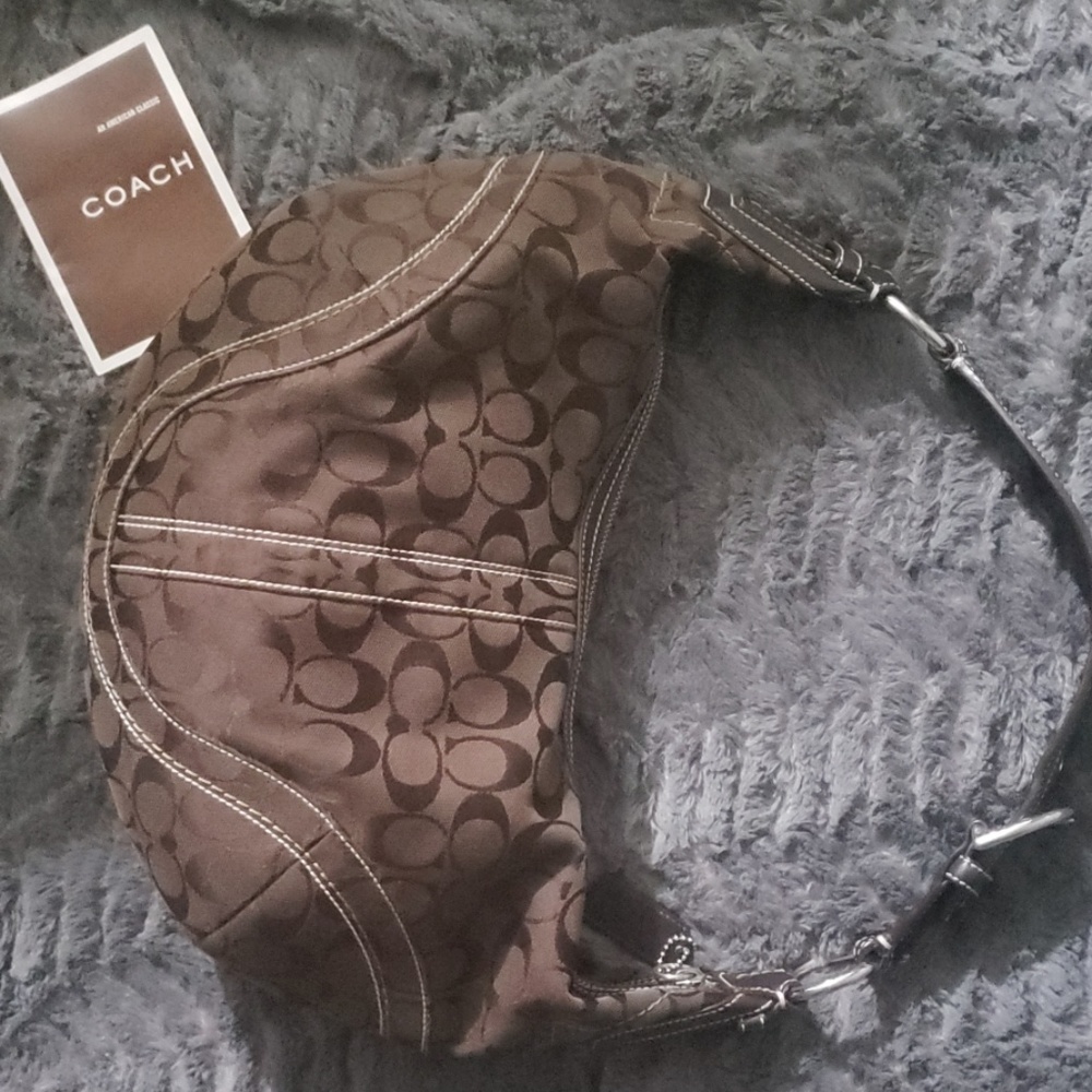 Coach purse - Picture 5 of 8